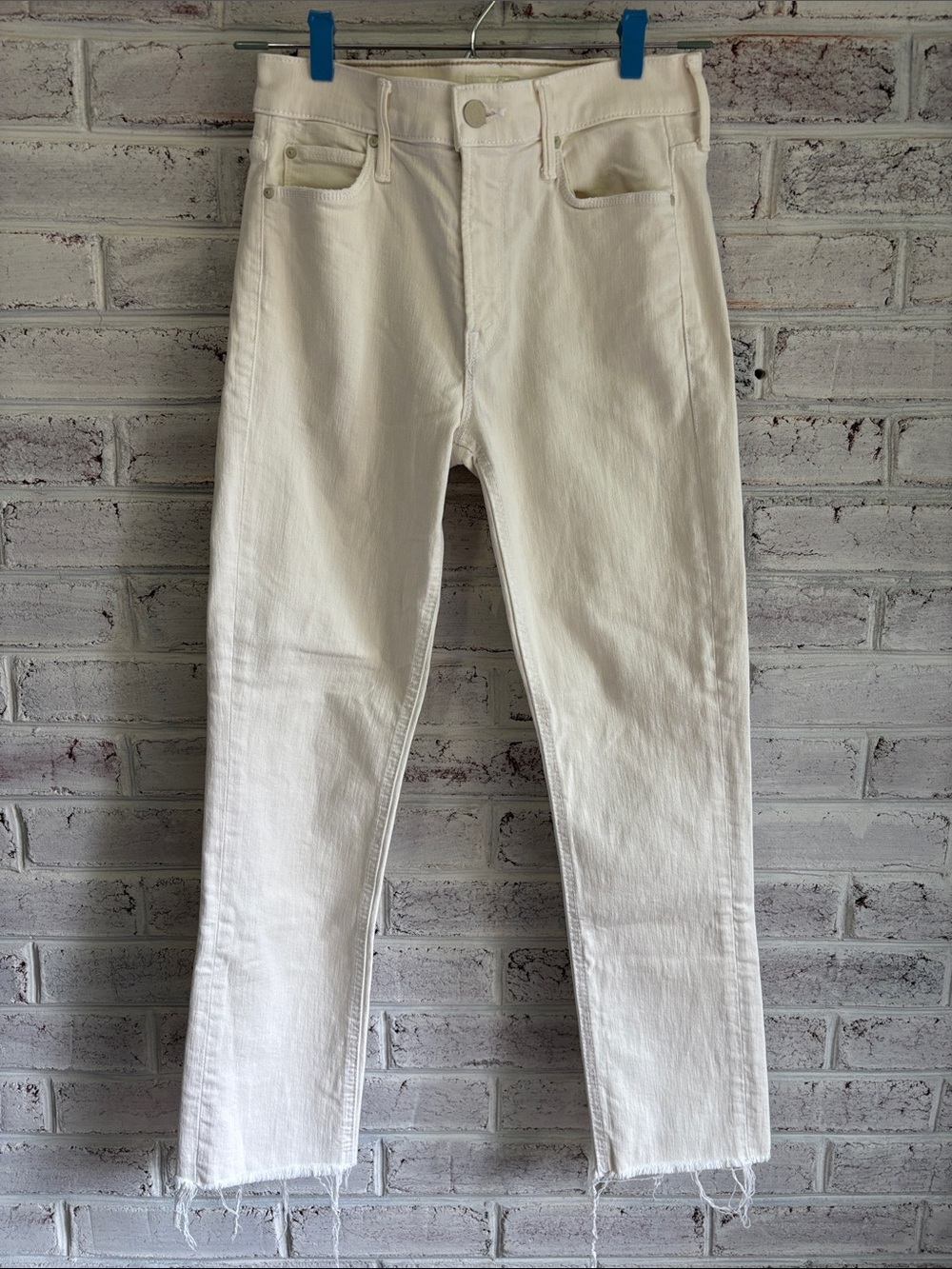MOTHER The Mid Rise Dazzler Crop Fray in Cream Puffs Size 26